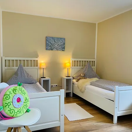 Holiday home Wellnesshaus Blumenwiese Auf Dem Ostsee Mit Sauna-whirlwanne Schwienkuhl