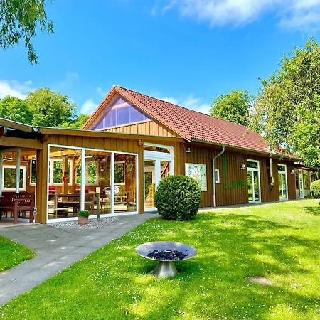 Wellnesshaus Blumenwiese Auf Dem Ostsee Mit Sauna-whirlwanne Holiday home